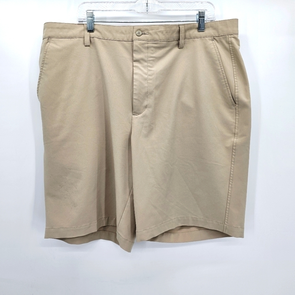 FootJoy quick dry flat front khaki shorts men's size 40